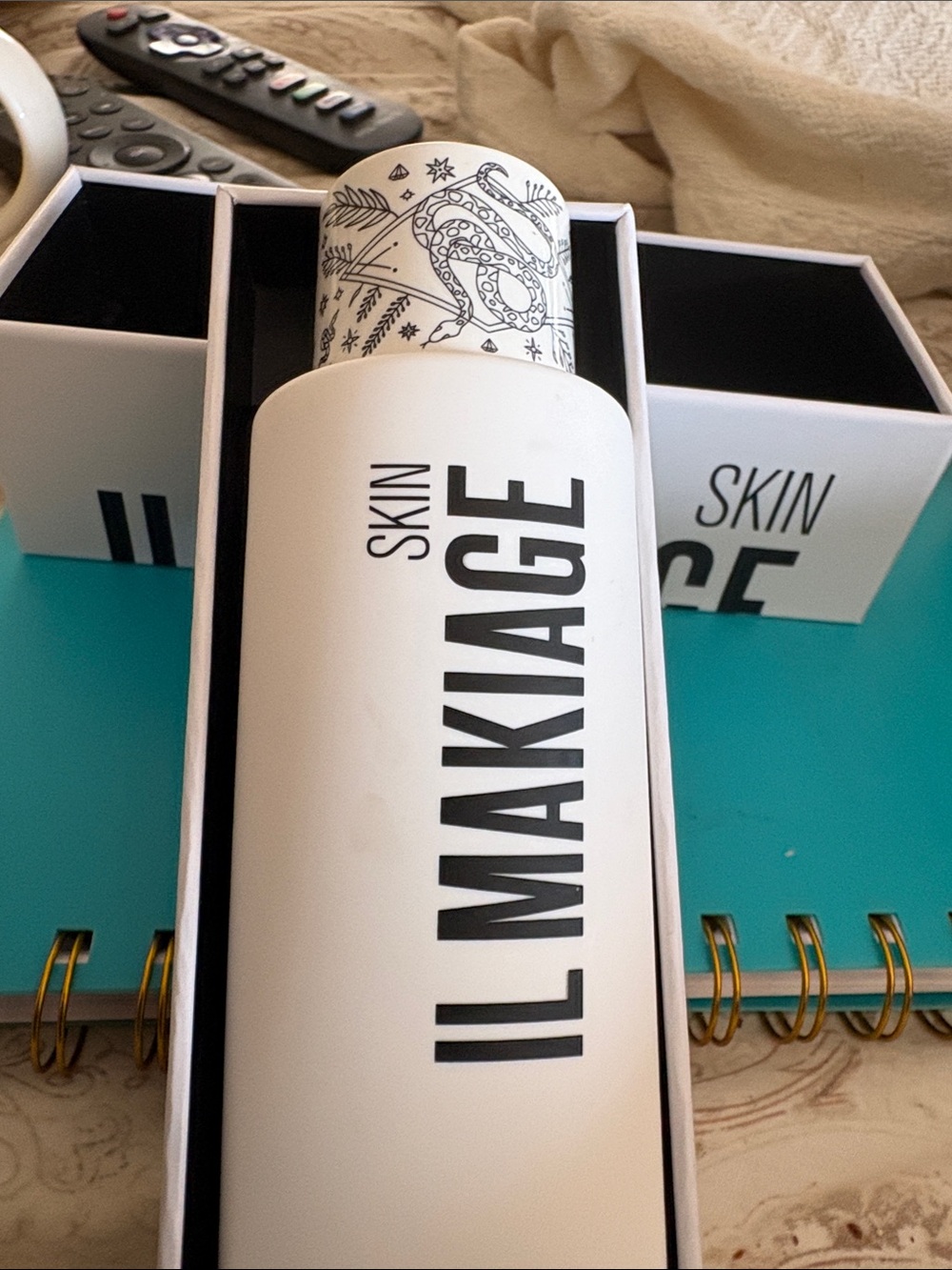 IL MAKIAGE Skin Hydrating Serum